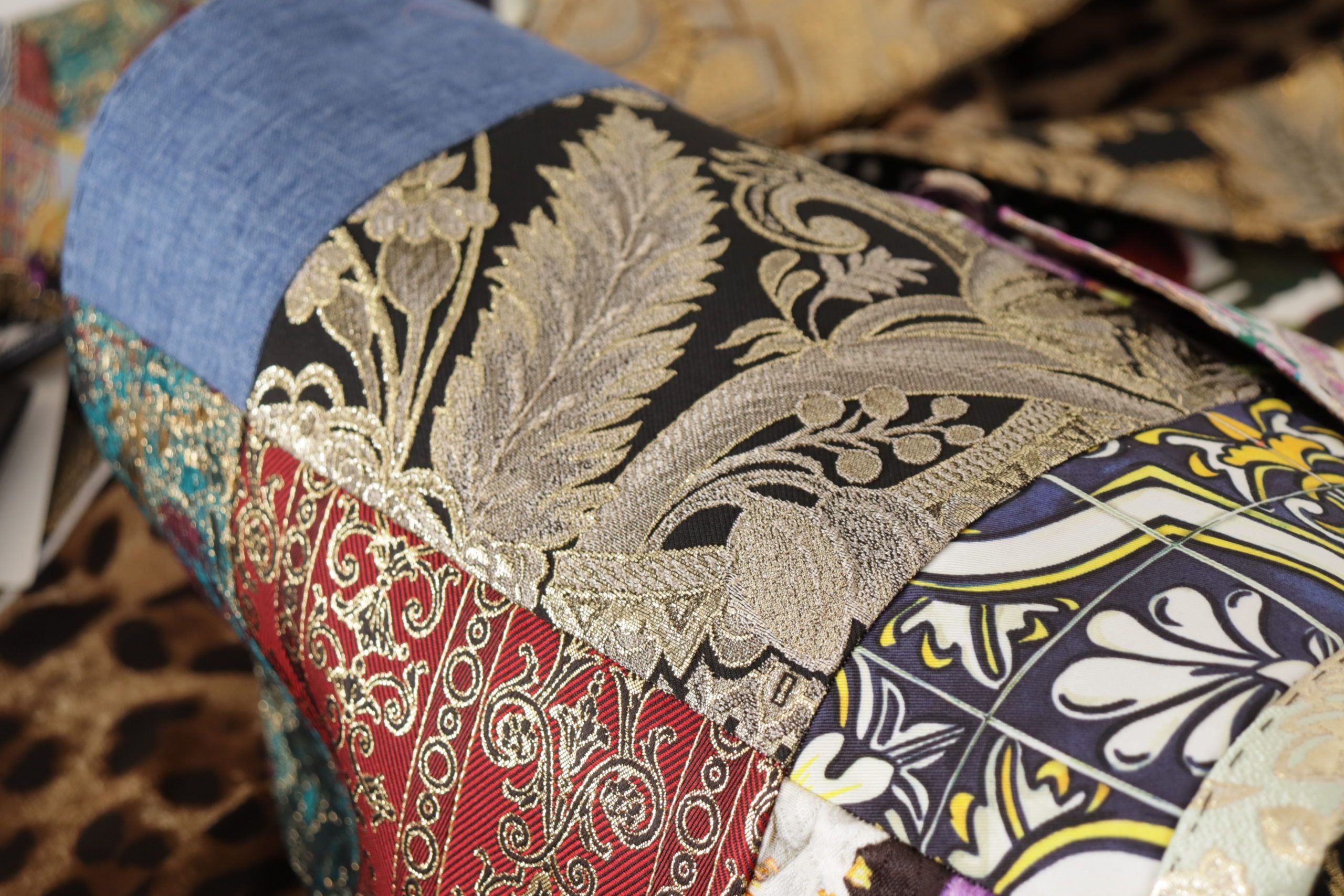 Dolce & Gabbana Mehrfarbige doppelreihige Jacquard-Blazerjacke aus Patchwork